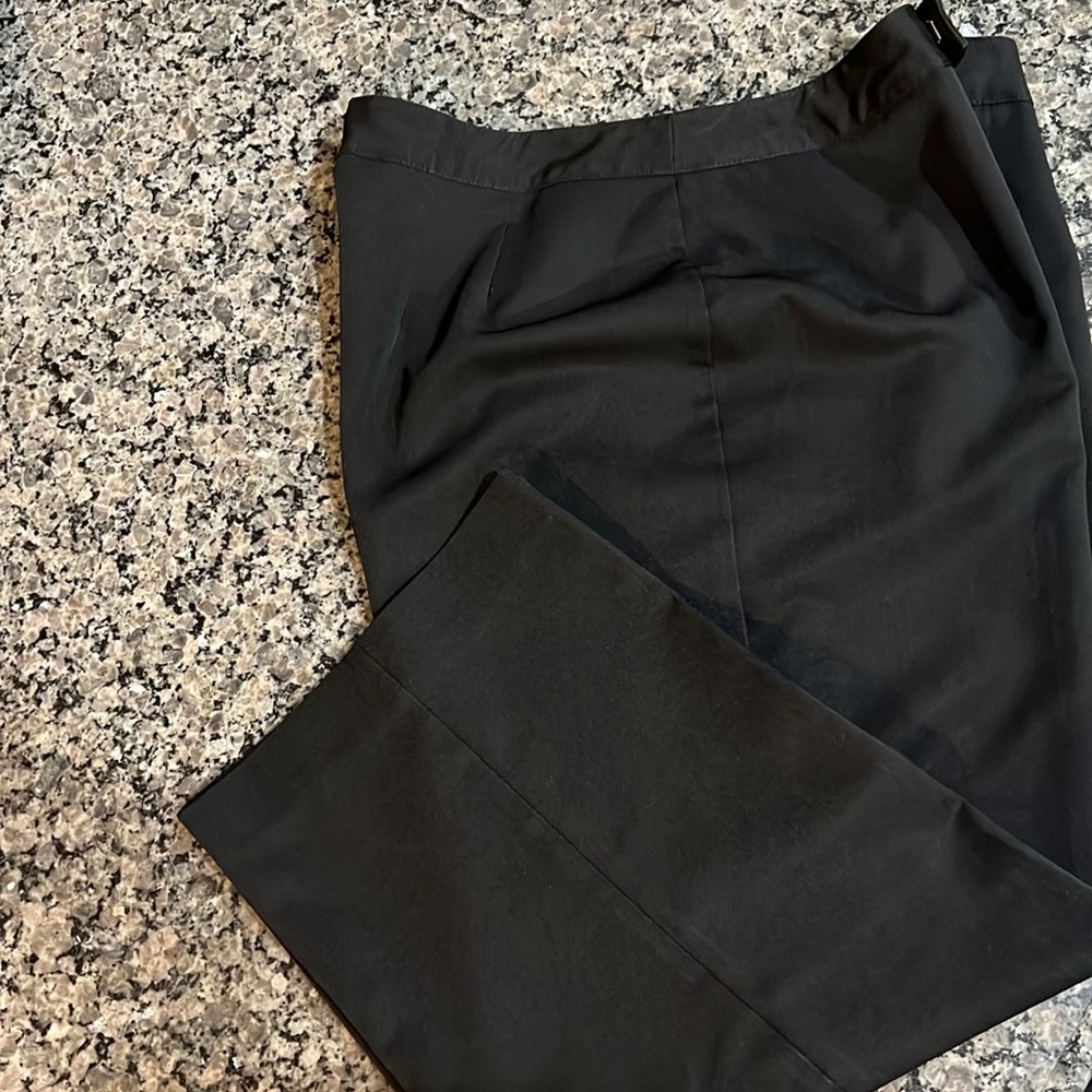 Black Career Wear Capris Sz 14